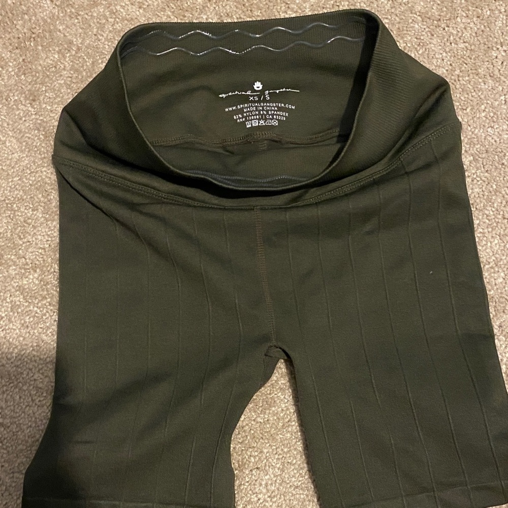 Spiritual Gangster High-Waisted biker shorts